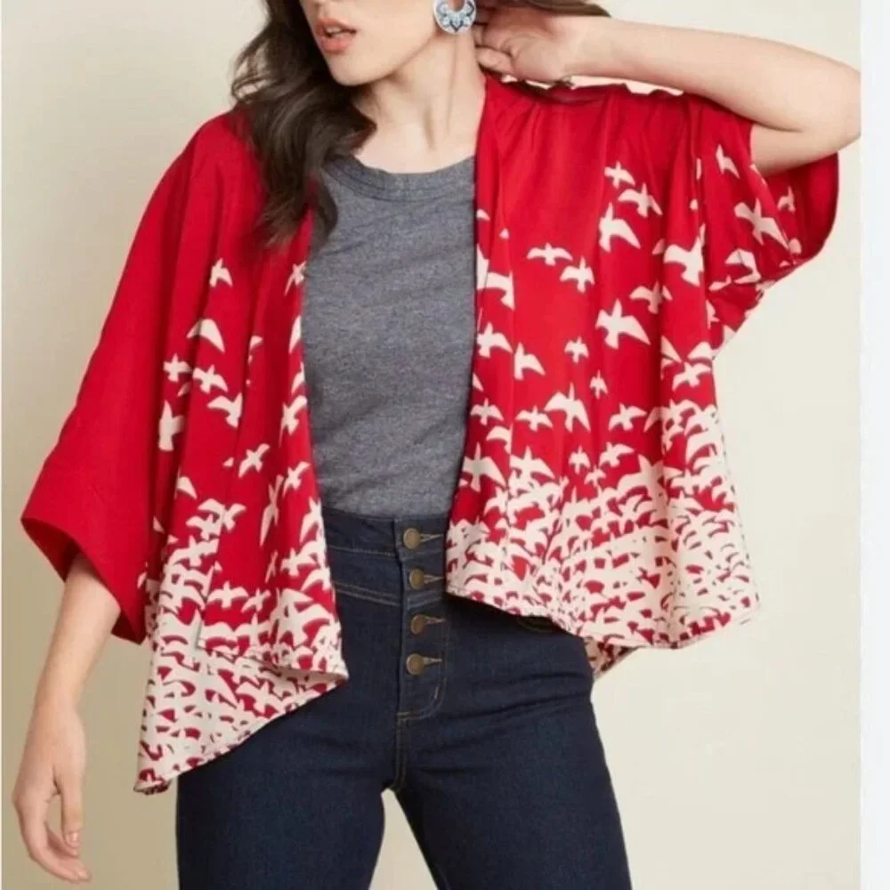 Anthropologie Pins and Needles red, cropped kimono with bird pattern Size M. - Picture 1 of 9